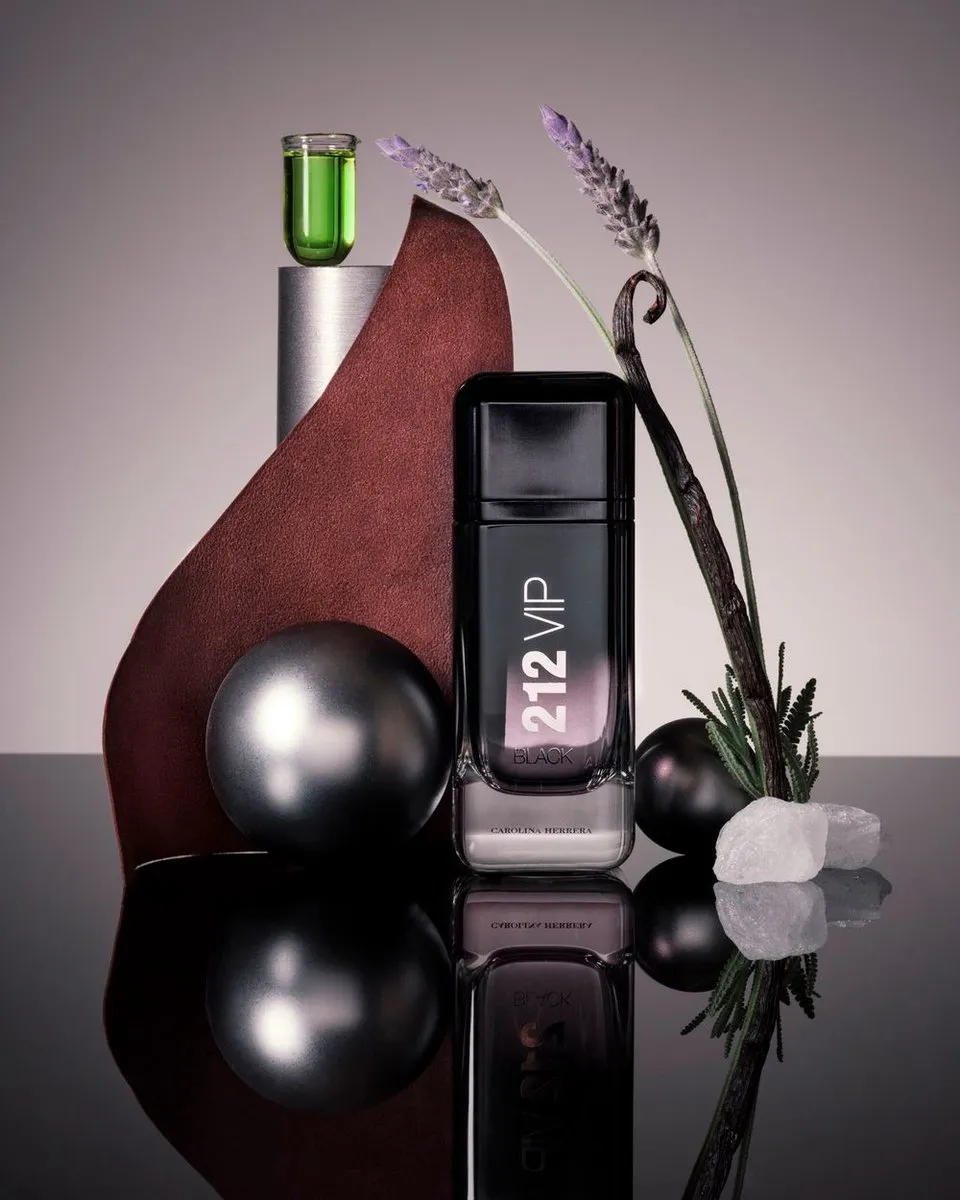 Carolina Herrera 212 VIP Black Eau de Parfum 100ml