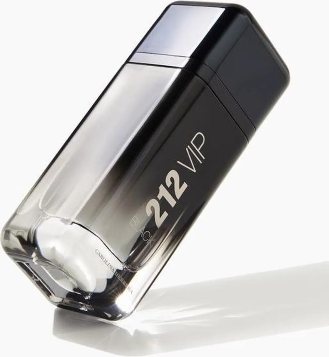Carolina Herrera 212 VIP Black Eau de Parfum 100ml