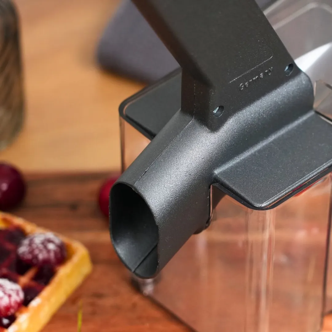 Westmark Cherry Pitter Kirschomat Zwarte Editie
