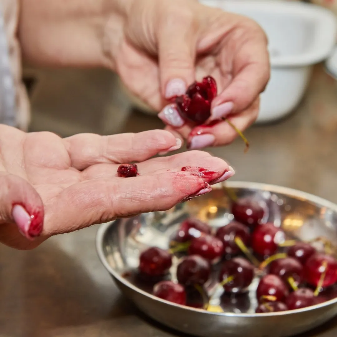 Westmark Cherry Pitter Kirschomat Zwarte Editie