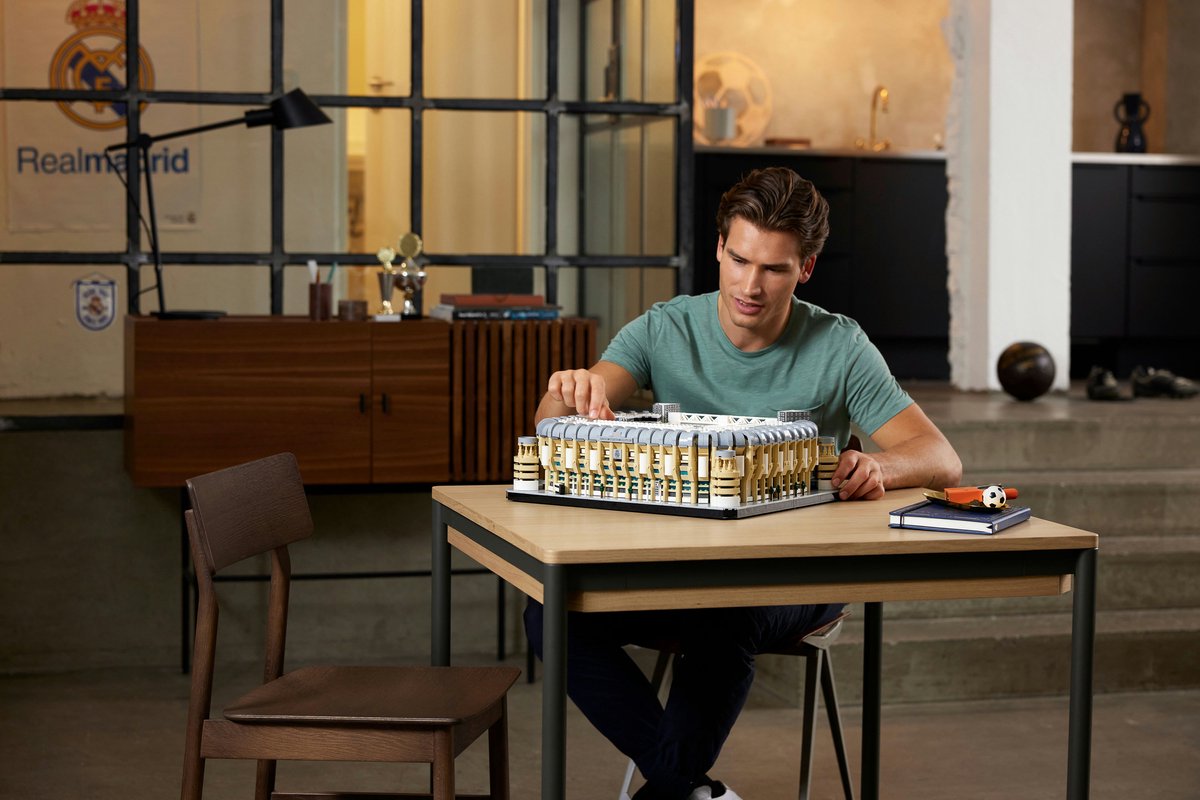 LEGO Real Madrid Stadion Santiago Bernabéu - 10299