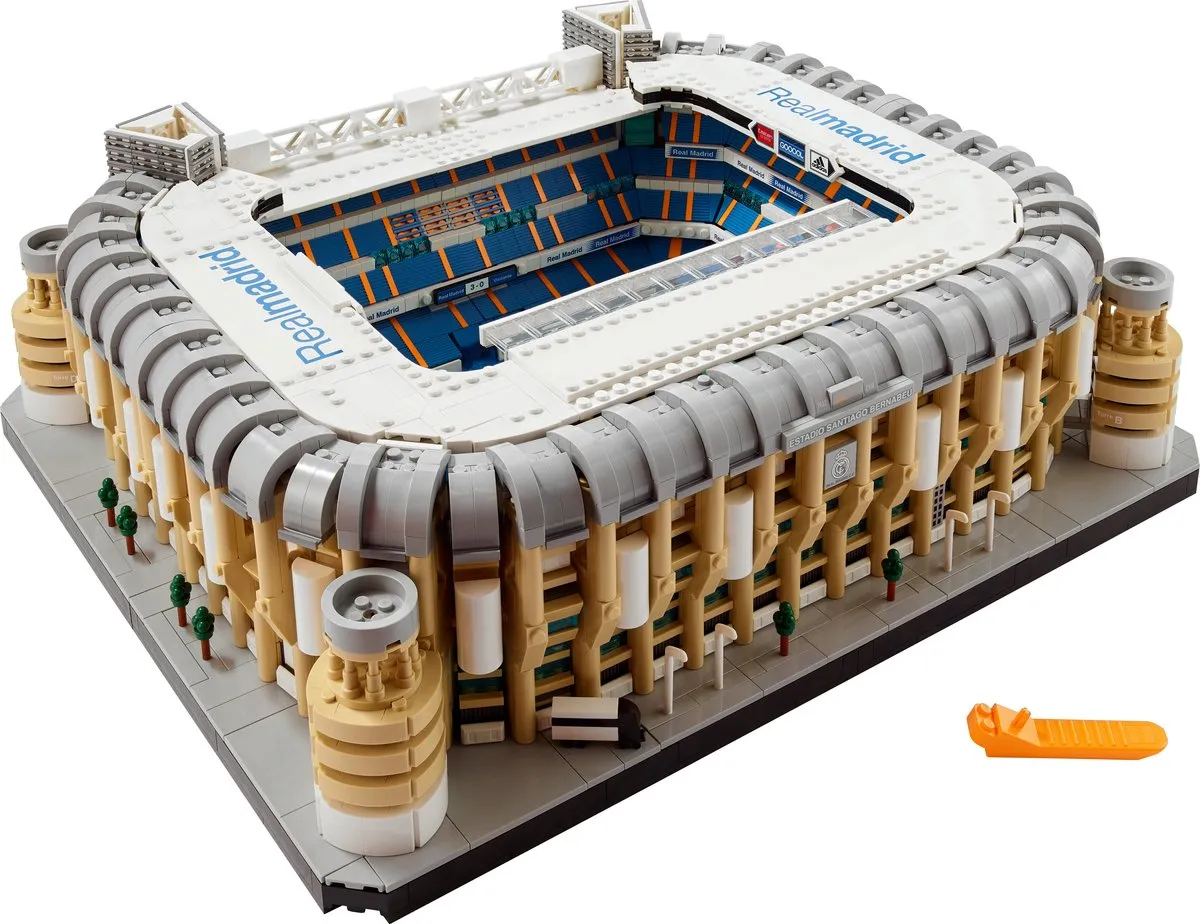 LEGO Real Madrid Stadion Santiago Bernabéu 10299 - afbeelding 6 van 6