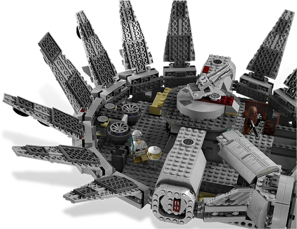 LEGO Star Wars Millennium Falcon 7965 - 1254 Stenen