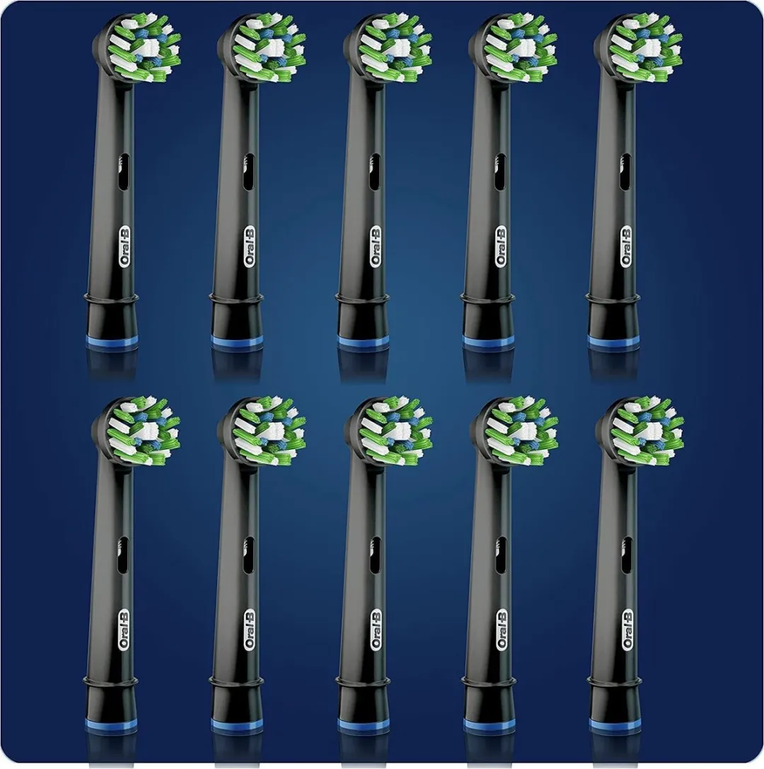 Oral-B Cross Action CleanMaximiser Opzetborstels - 10 Stuks - Zwart