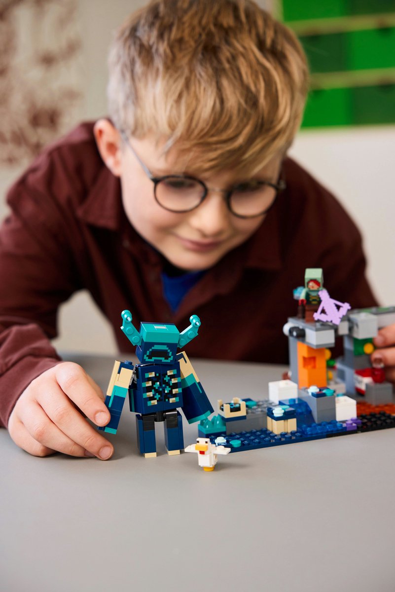LEGO® Minecraft® De Ontmoeting met de Opzichter - 21274