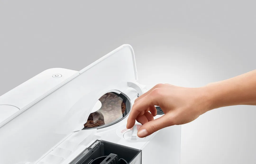Jura C9 Volautomatische Espressomachine - 17 Programma's - Wit