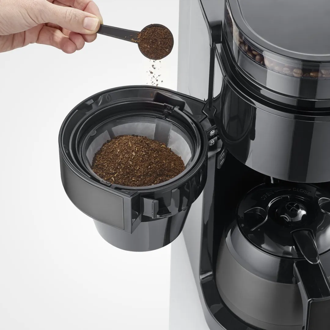 Severin KA 4831 Koffiezetapparaat met molen 1L - 8 Kopjes - Zwart