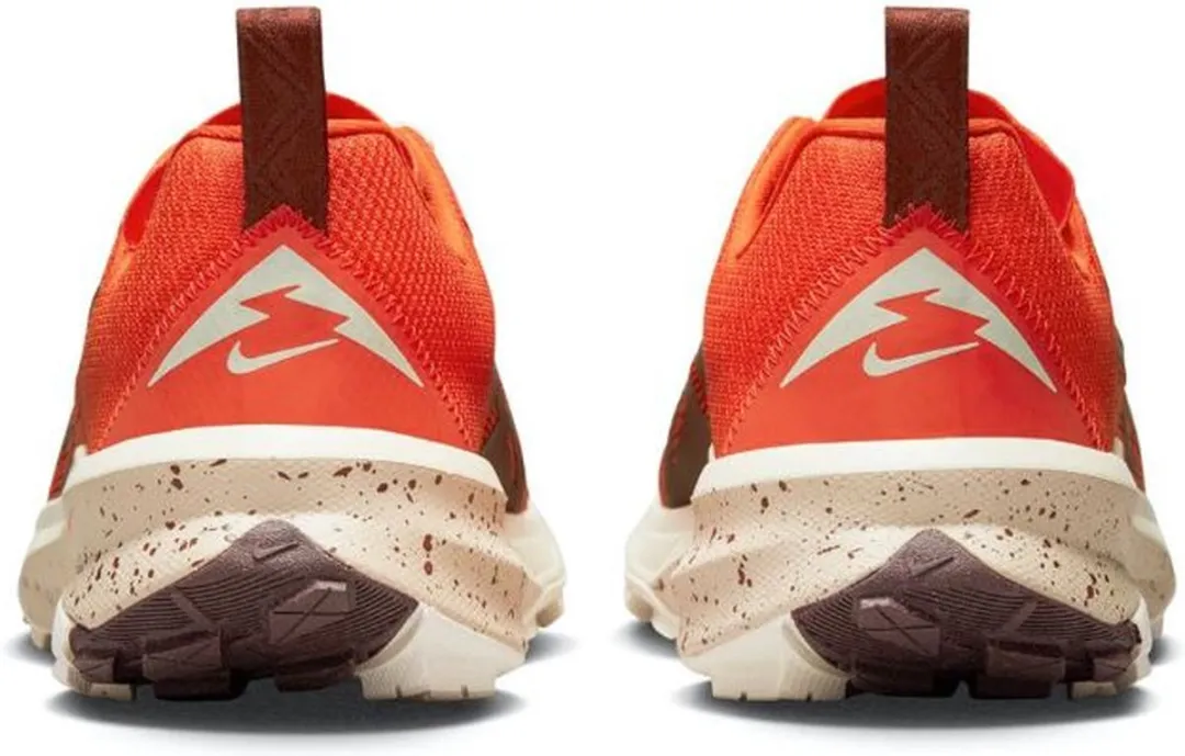 Nike React Terra Kiger Sportschoen 42 - Rood - FG