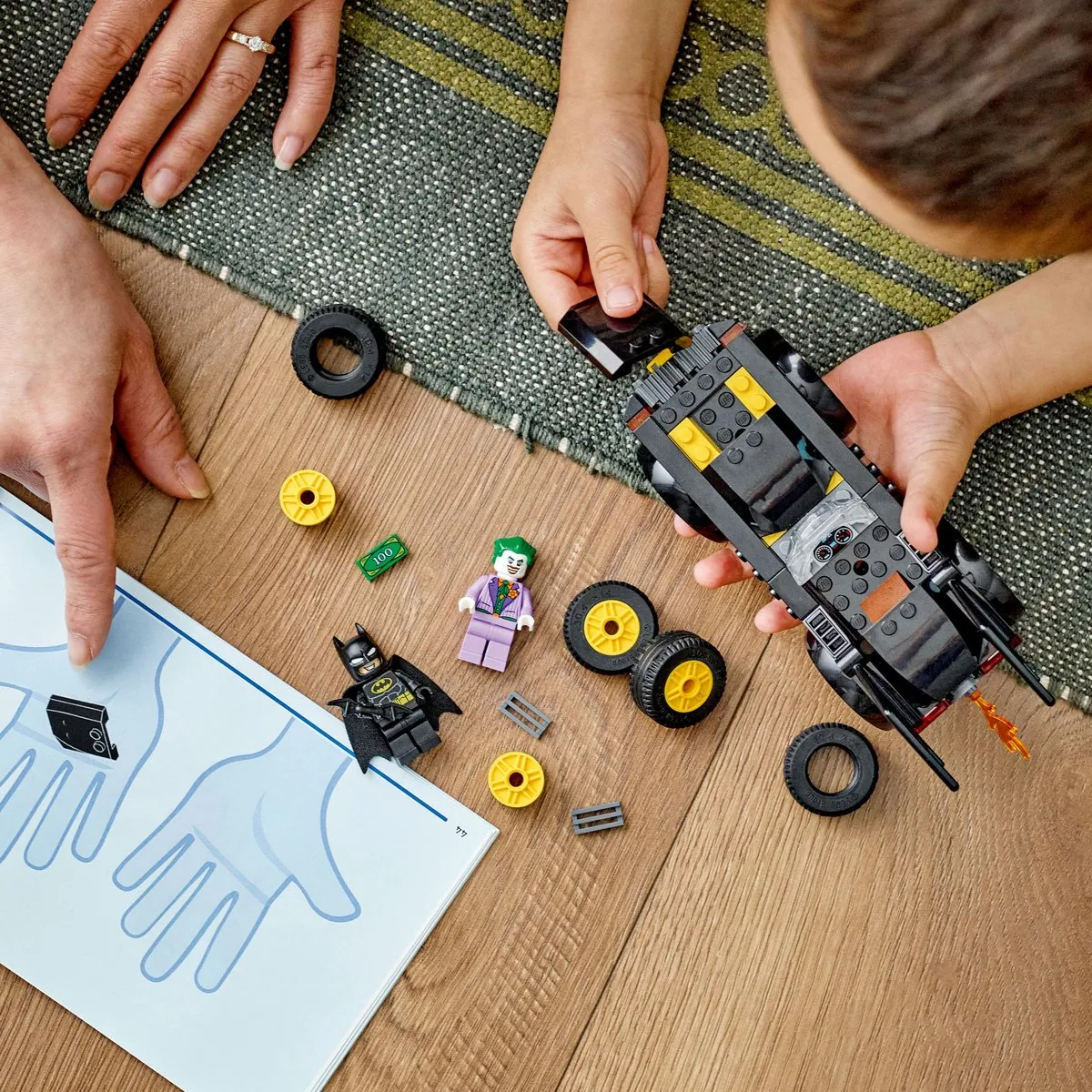 LEGO DC Batmobile Achtervolging Batman vs The Joker 76264 - 54 Stukken