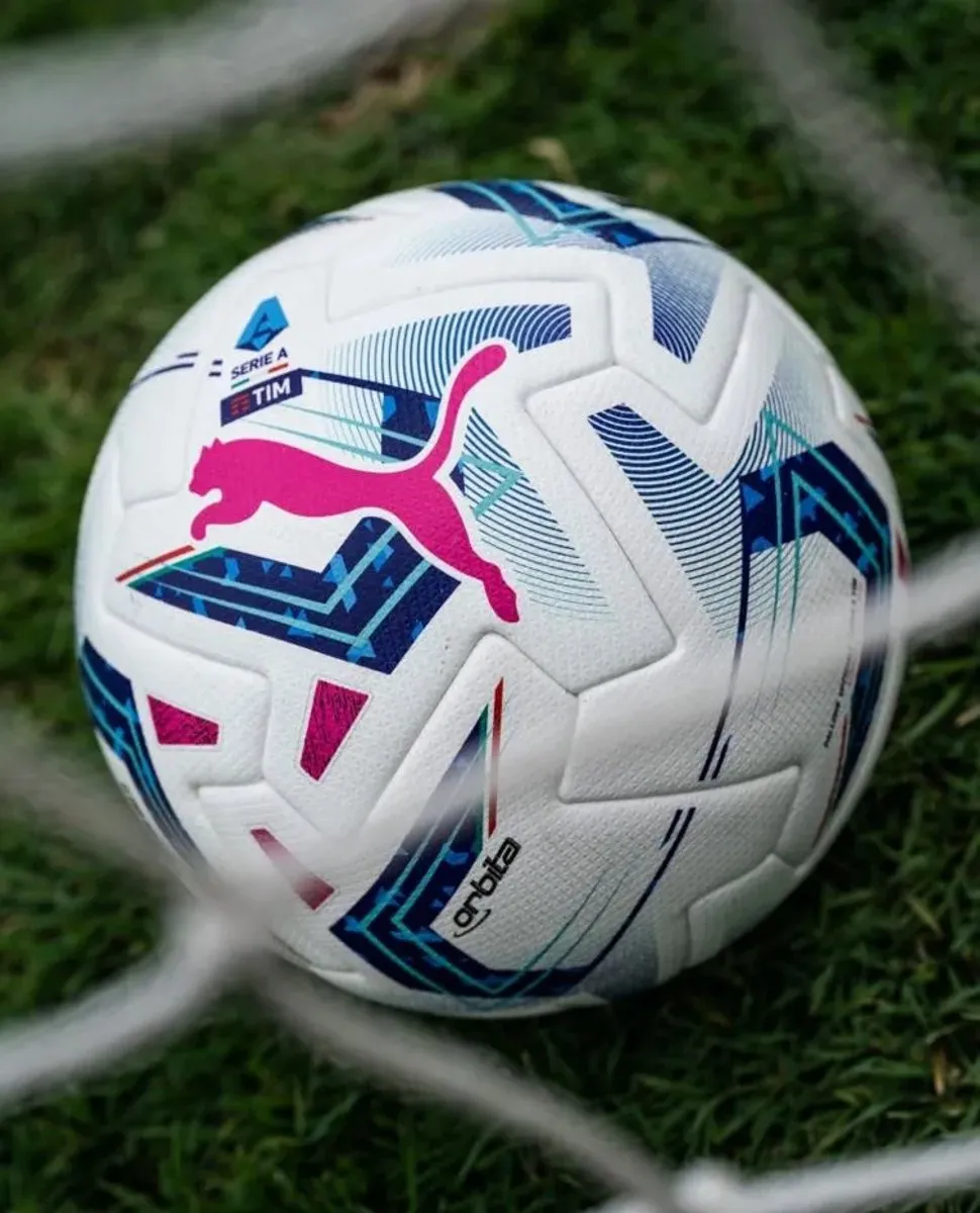 PUMA Orbita Serie A Voetbal 5 - Wit