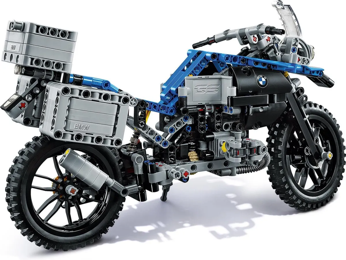 LEGO Technic BMW R 1200 GS Adventure 42063 - afbeelding 5 van 6