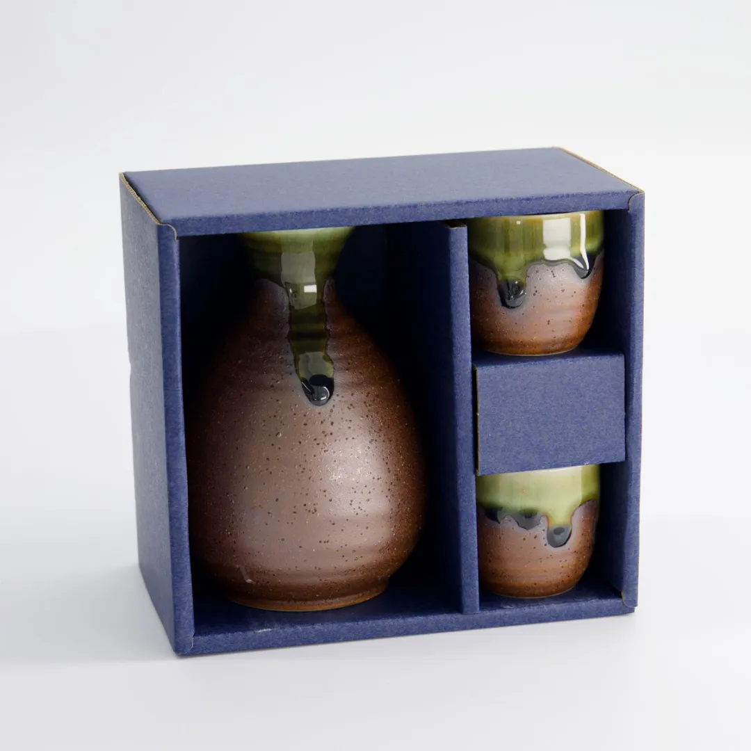 Tokyo Design Studio Sake Set Bruin/Groen - 300ml & 50ml