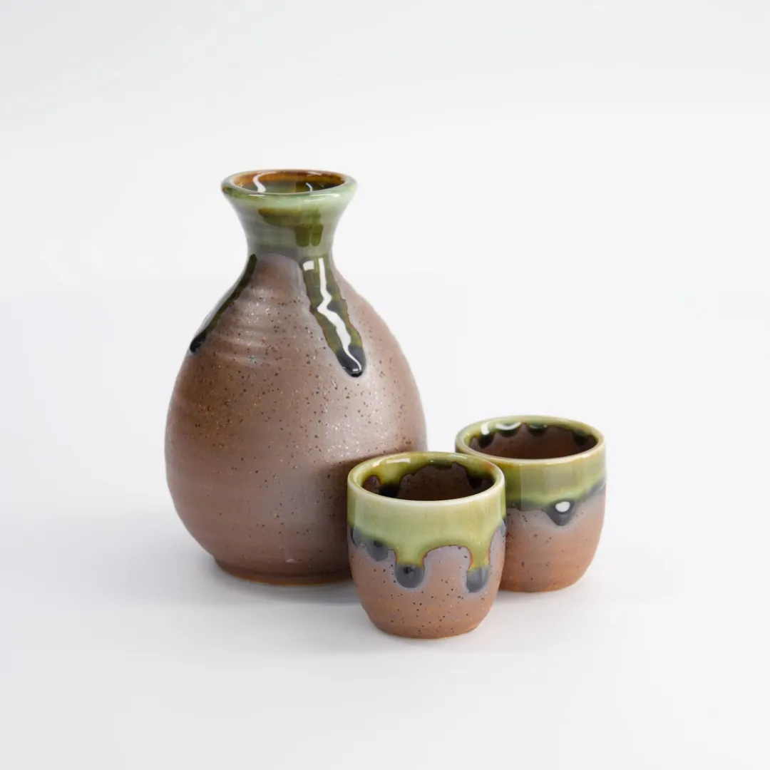 Tokyo Design Studio Sake Set Bruin/Groen - 300ml & 50ml