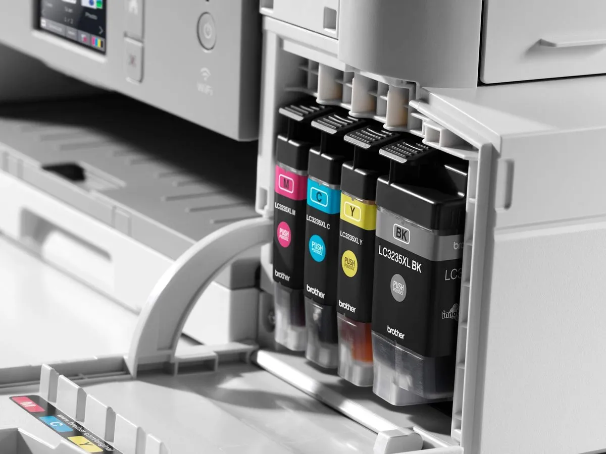 Brother LC-3235XLY XL Cartridge - Geel