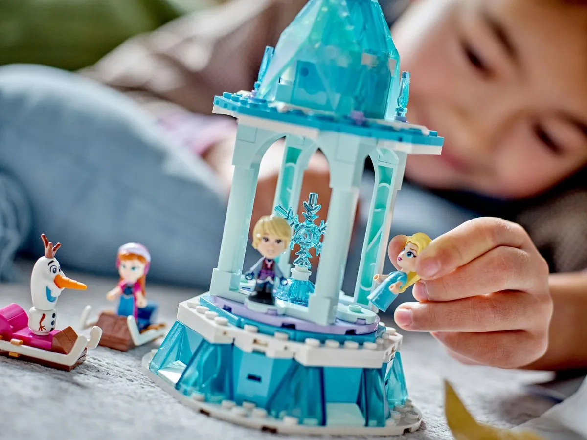 LEGO Disney Princess Magische Draaimolen 43218 - 175 Stukken - afbeelding 3 van 6