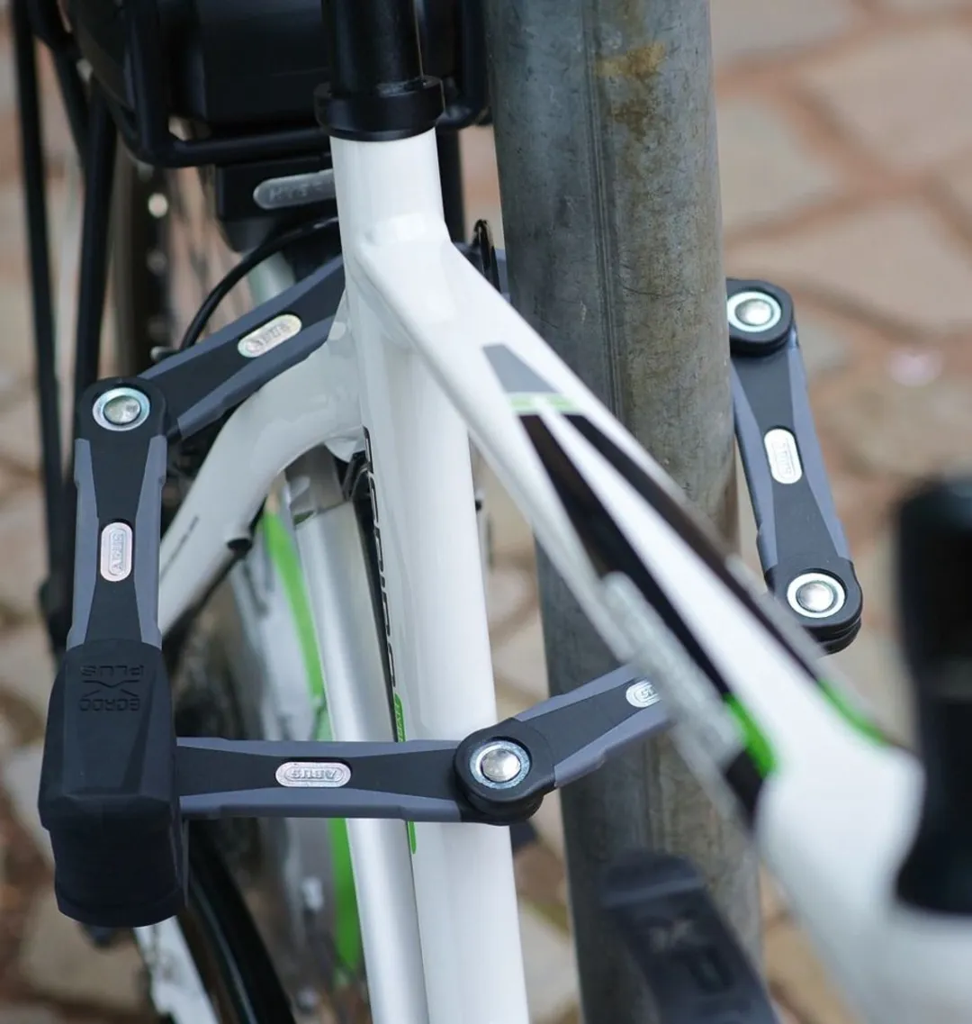 ABUS Ivy 9210 Kettingslot 170cm - Zwart