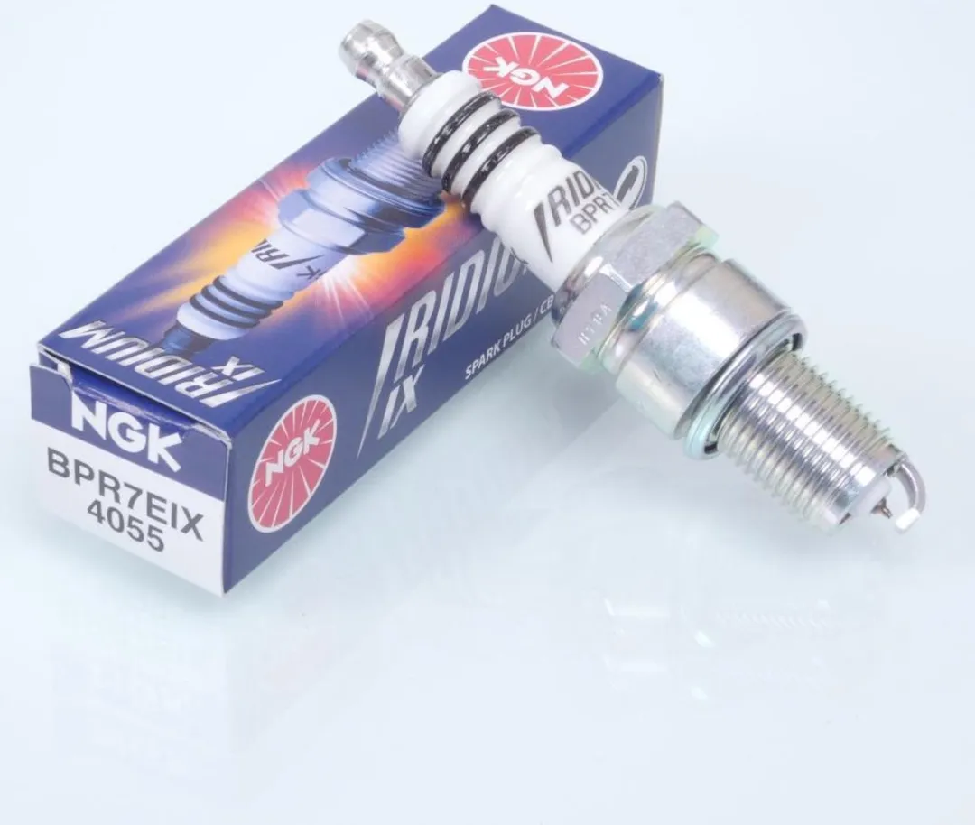 NGK Bougie voor Beta 125 TR 32 - Blanc