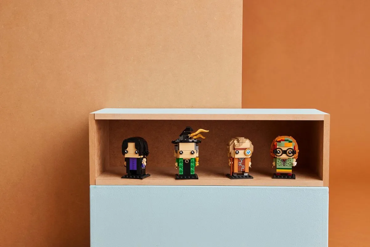 LEGO 40560 Leraren van Zweinstein - 601 Stukken - Multikleur