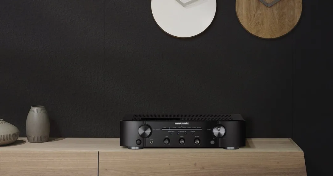 Marantz PM6007 Geïntegreerde Versterker - 120W