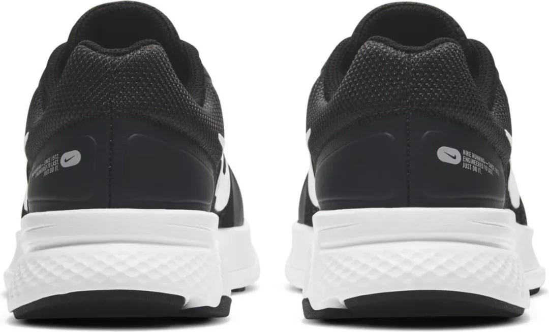 Nike Run Swift 2 Sportschoenen CU3528-004 - Maat 39 - Zwart/Wit