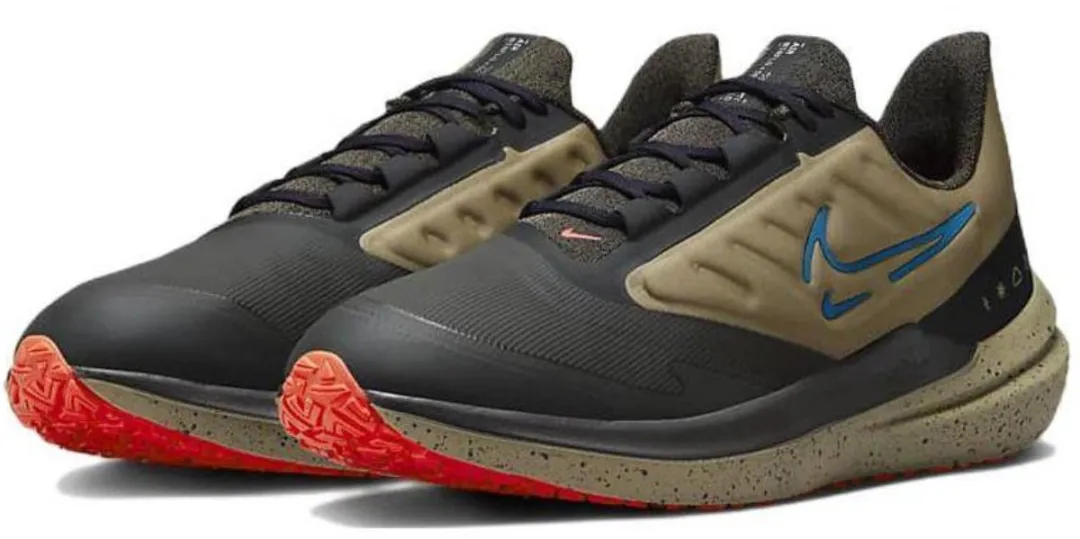 Nike Air Winflo 9 Shield Hardloopschoenen 42,5 - Khaki Groen