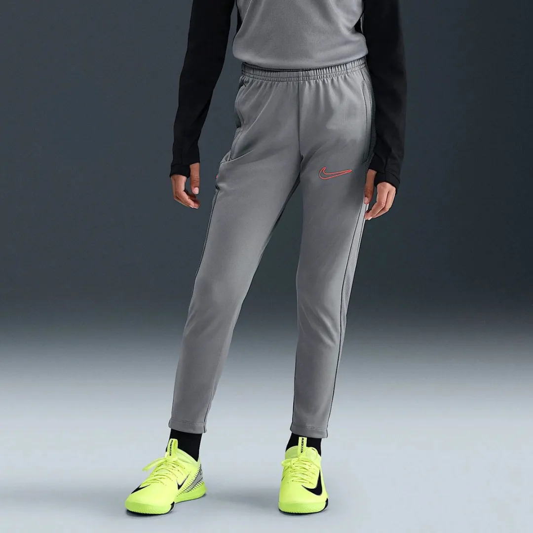 Nike Dri-FIT Academy Trainingsbroek Junior HJ3720-014 - Maat 158 - Zwart/Rood