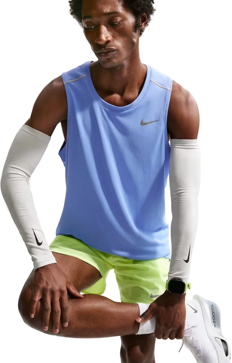 Nike Miler Dri-FIT Heren Training T-shirt If2018-494 - S - Blauw