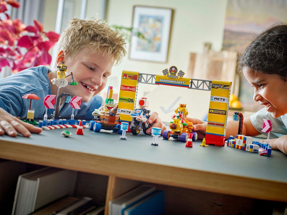 LEGO Mario Kart - Baby Peach en grand prix - 72036
