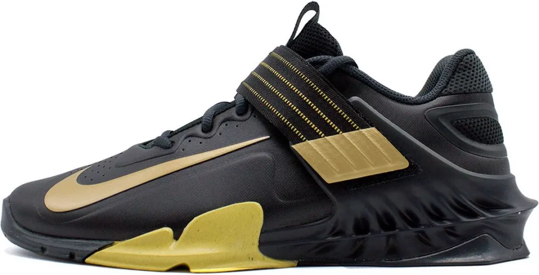Nike Savaleos Gewichthefschoenen 43 - Zwart/Goud