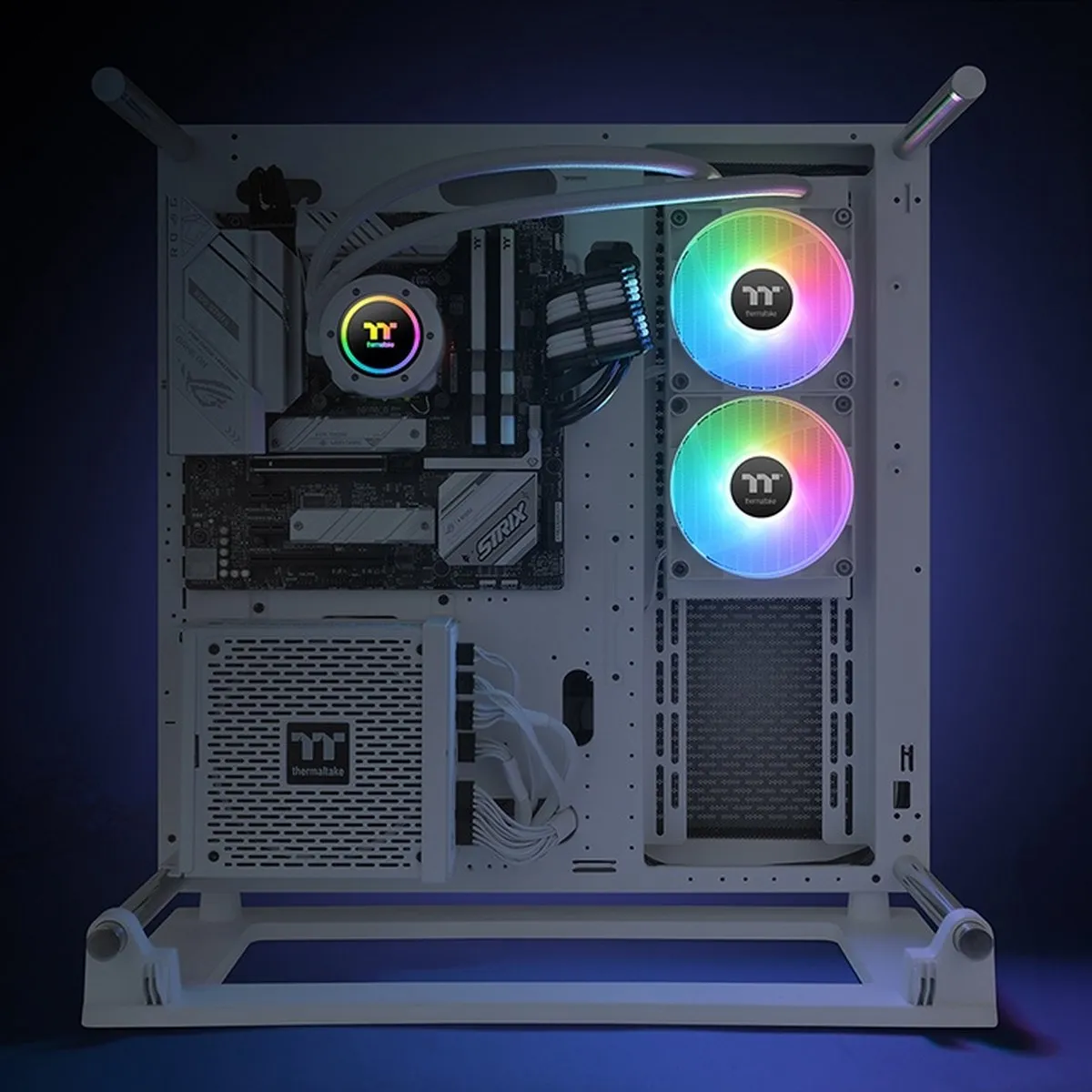 Thermaltake TH240 V2 ARGB Processor Koelkit 24cm