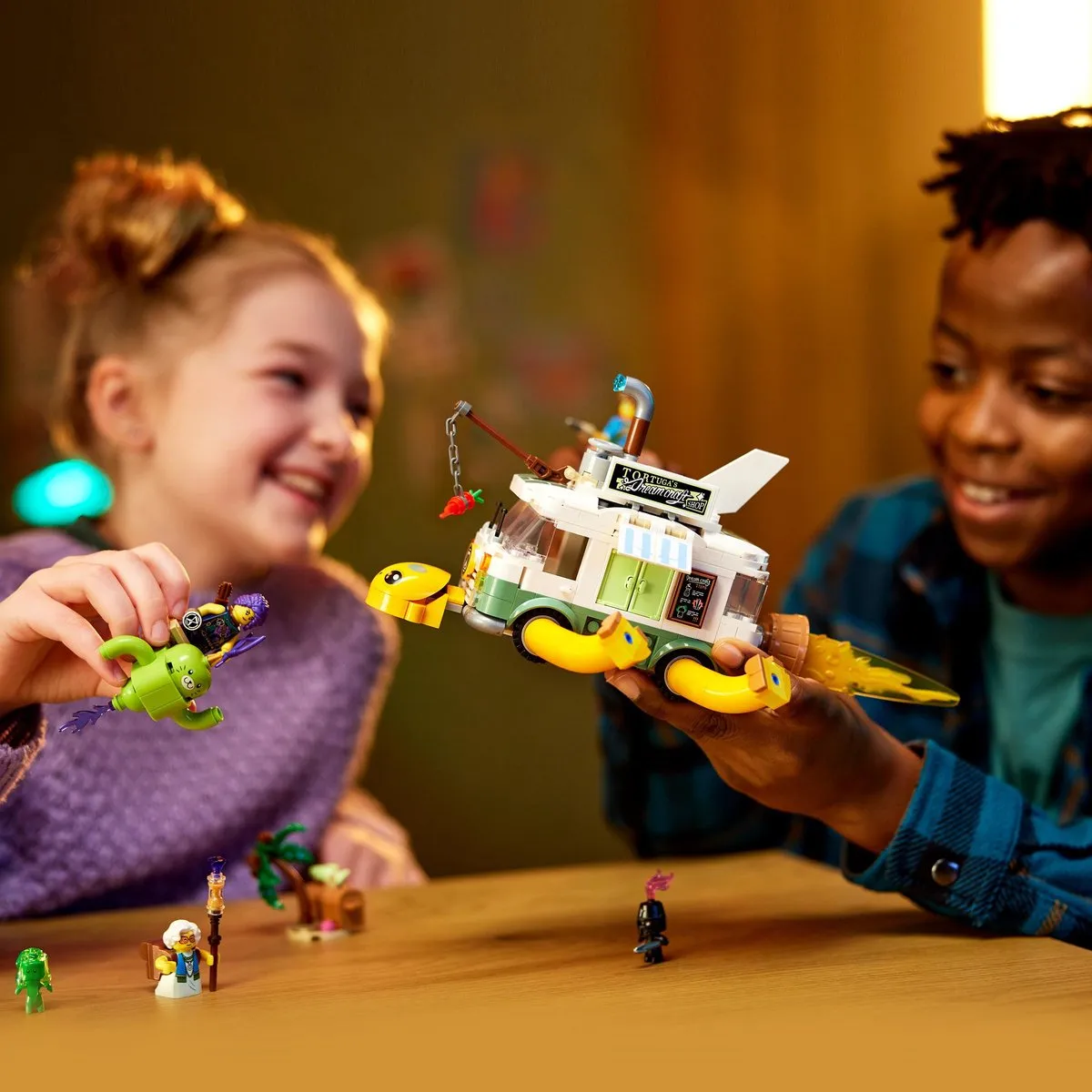 LEGO DREAMZzz Mevr. Castillo's Schildpadbusje Campervan 71456 - 434 Stukken - afbeelding 3 van 6