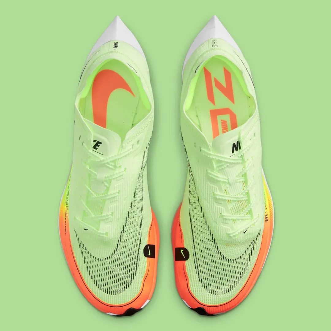 Nike ZoomX Vaporfly Next% 2 - Maat 40 - Volt