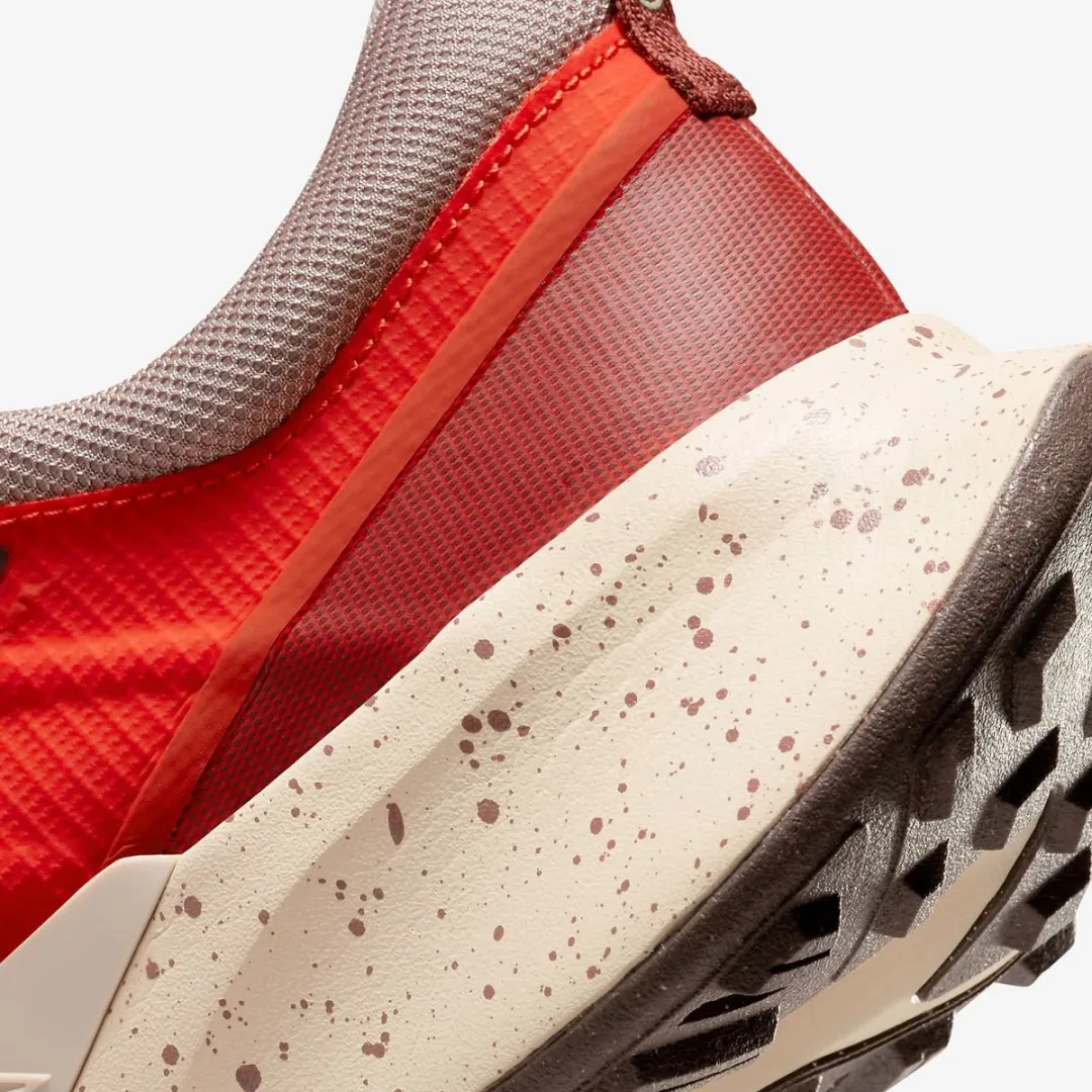 Nike Juniper Trail 2 Sportschoenen - Maat 44 - Rood/Bruin
