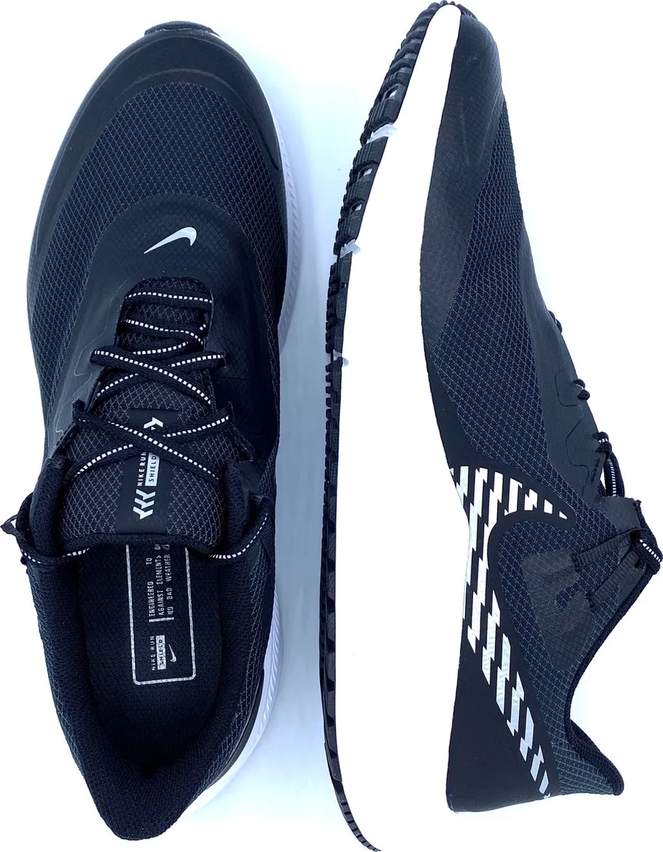 Nike Quest 3 Shield Hardloopschoenen 45.5 - Zwart/Wit