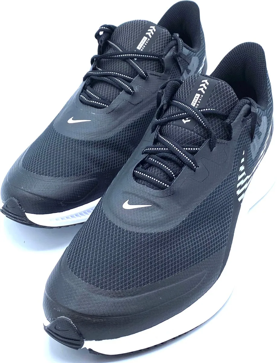 Nike Quest 3 Shield Hardloopschoenen 45.5 - Zwart/Wit