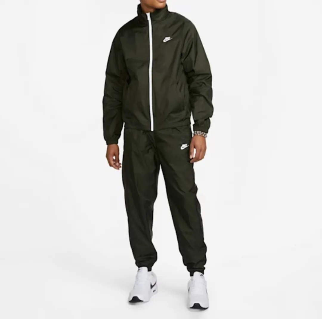 Nike Sportswear Club Trainingspak M