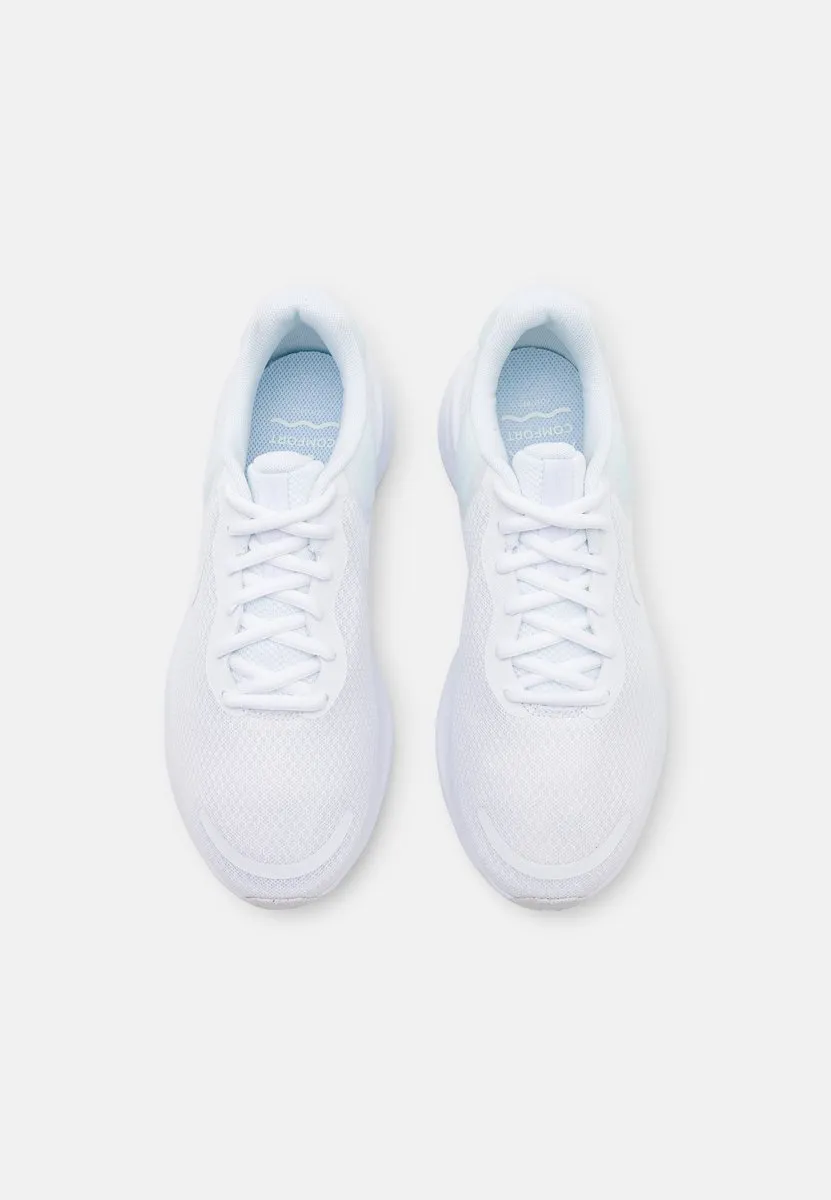 Nike Revolution 7 Dames Sportschoen 44.5 - Wit