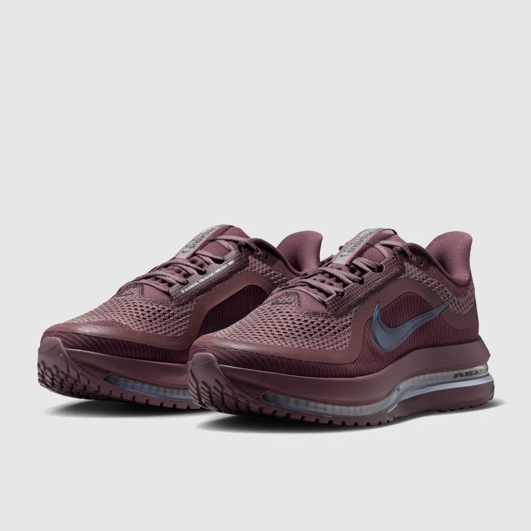 Nike Pegasus Premium Hardloopschoenen Dames - 39 - Bruin