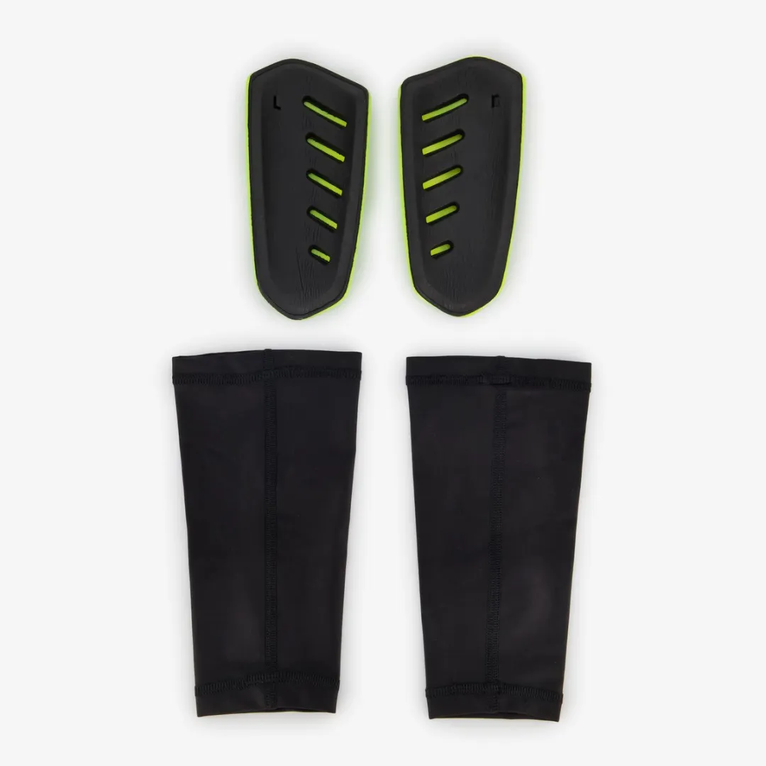 PUMA Ultra Light Sleeve Scheenbeschermers - Geel/Zwart - Maat S