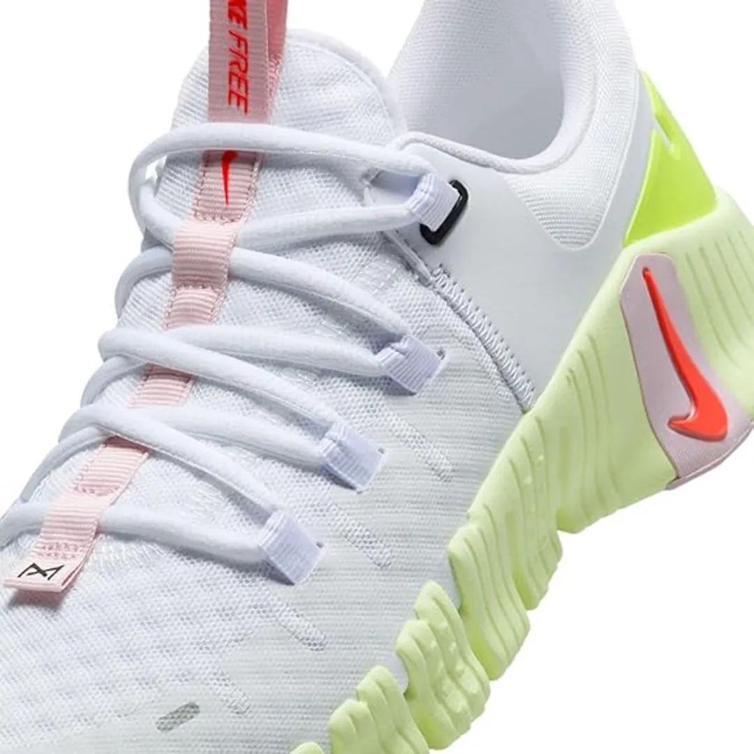 Nike Free Metcon "White Barely Volt" Sportschoenen - Maat 42.5