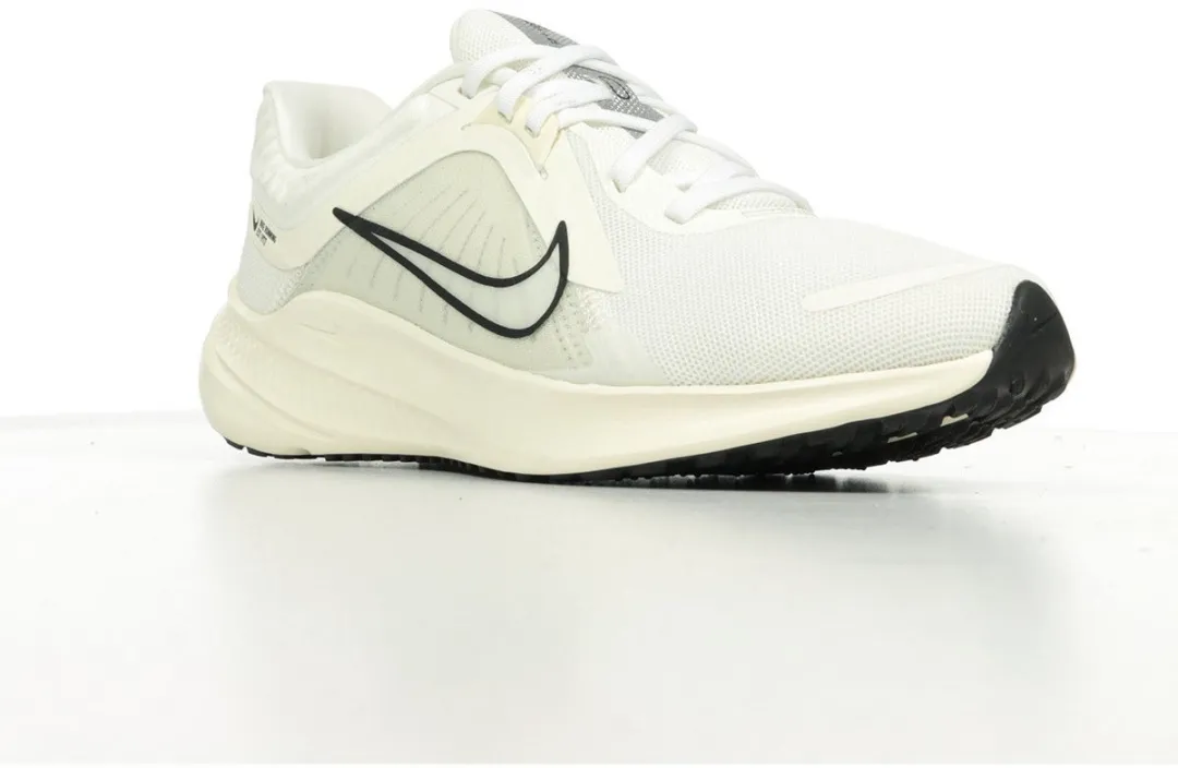 Nike Quest 5 Sportschoen 42 - Gebroken Wit - afbeelding 6 van 6