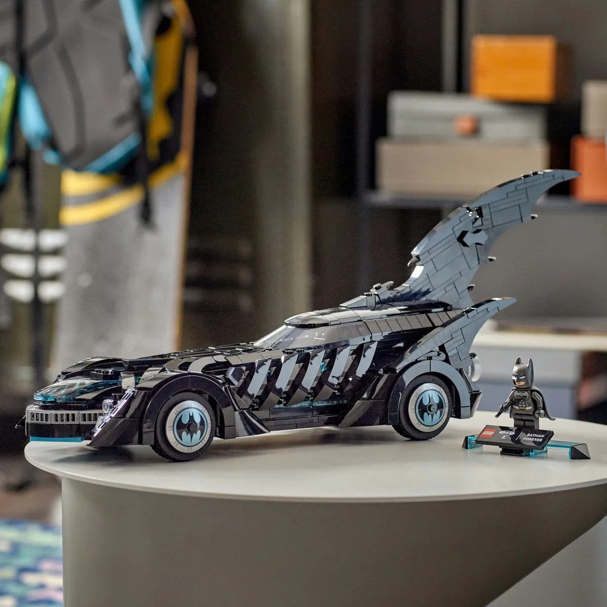 LEGO DC Batman Forever Batmobile 76304 - 909 Stukken - Multicolor