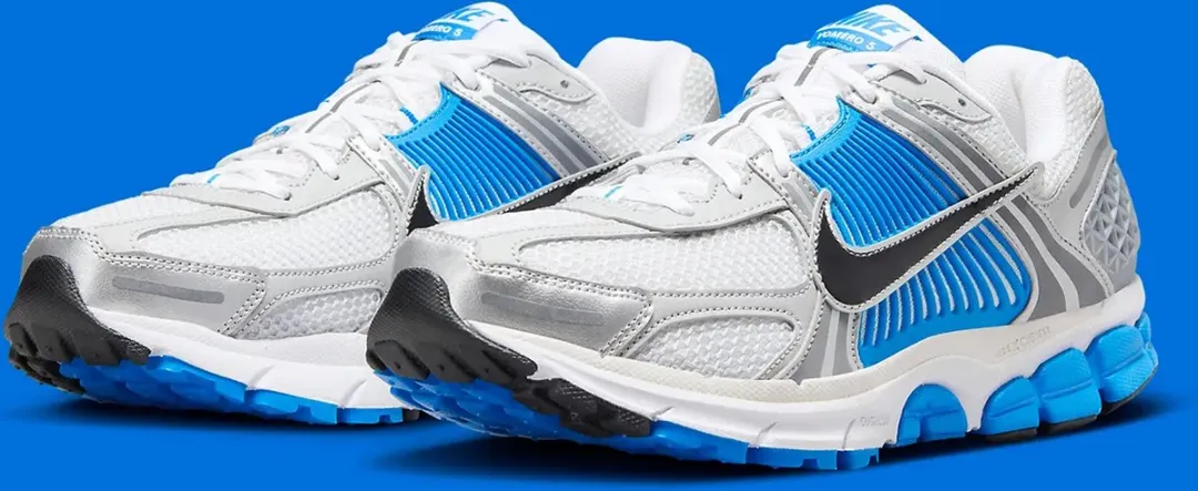 Nike Zoom Vomero 5 FJ4151-100 - Sportschoen 42.5
