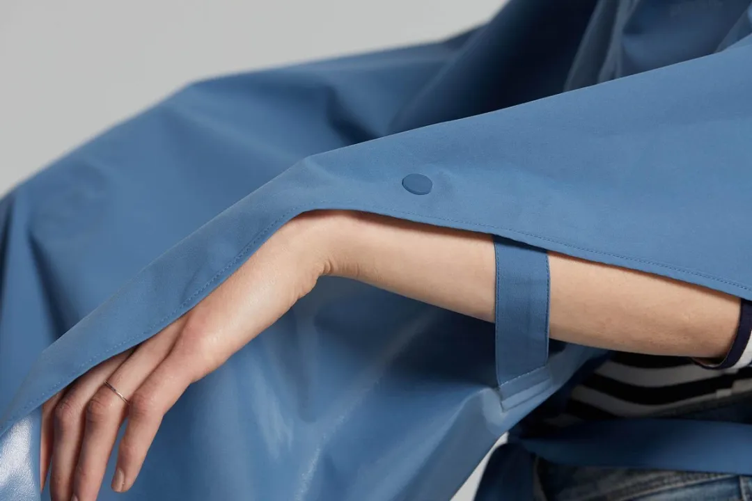 Basil Hoga Regenponcho Unisex - Blauw