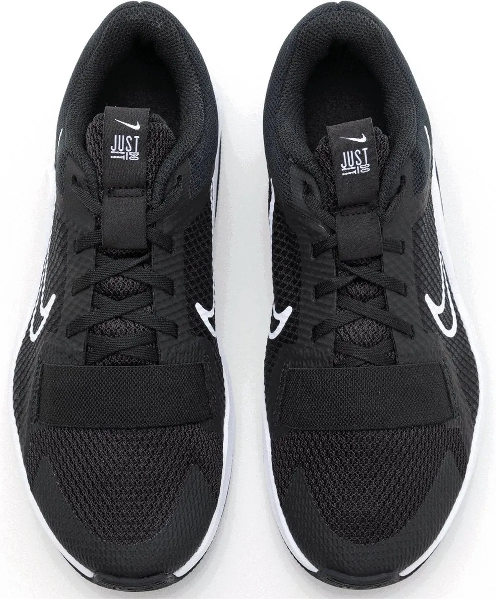 Nike MC Trainer 2 Sportschoenen Vrouwen 38.5 - Zwart/Wit