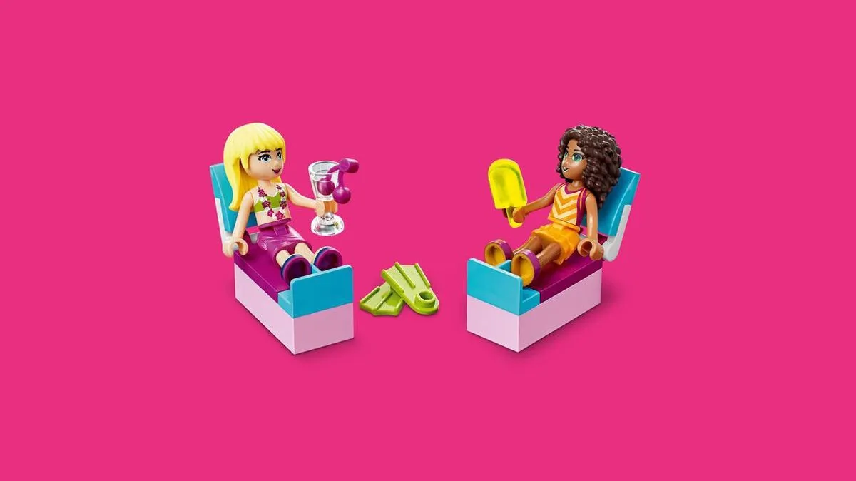 LEGO Juniors Andrea en Stephanie's Strandvakantie 10747 - 143 Stukken - afbeelding 4 van 6
