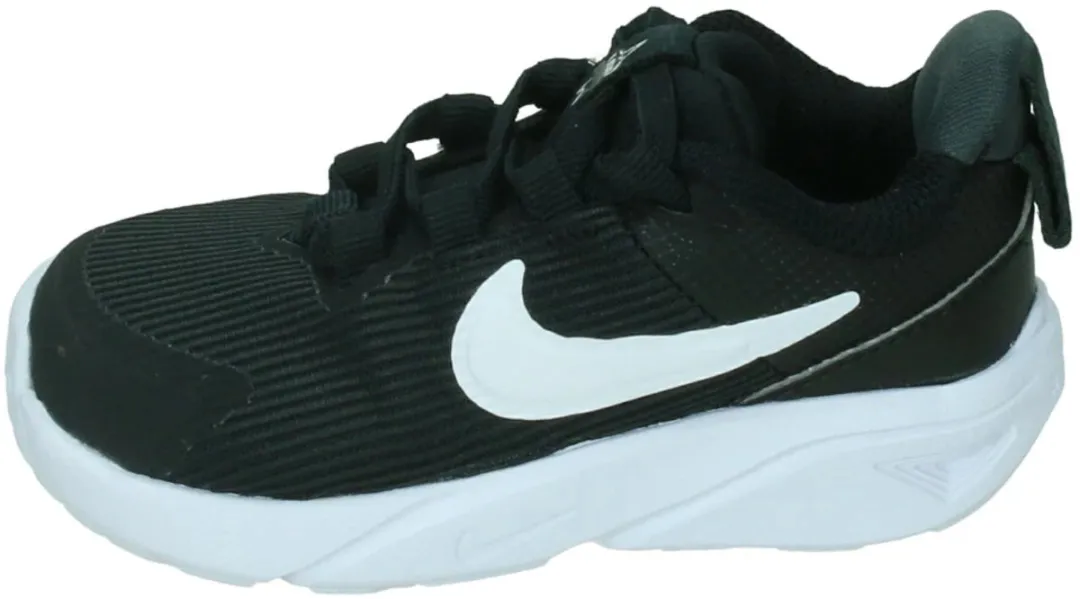 Nike Star Runner 4 Schoenen 19.5 - Zwart