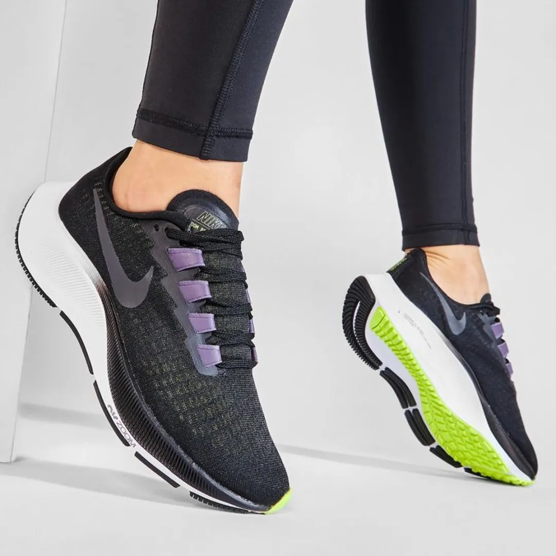 Nike Hardloopschoenen Dames BQ9647-010 - Maat 39 - Zwart/Grijs