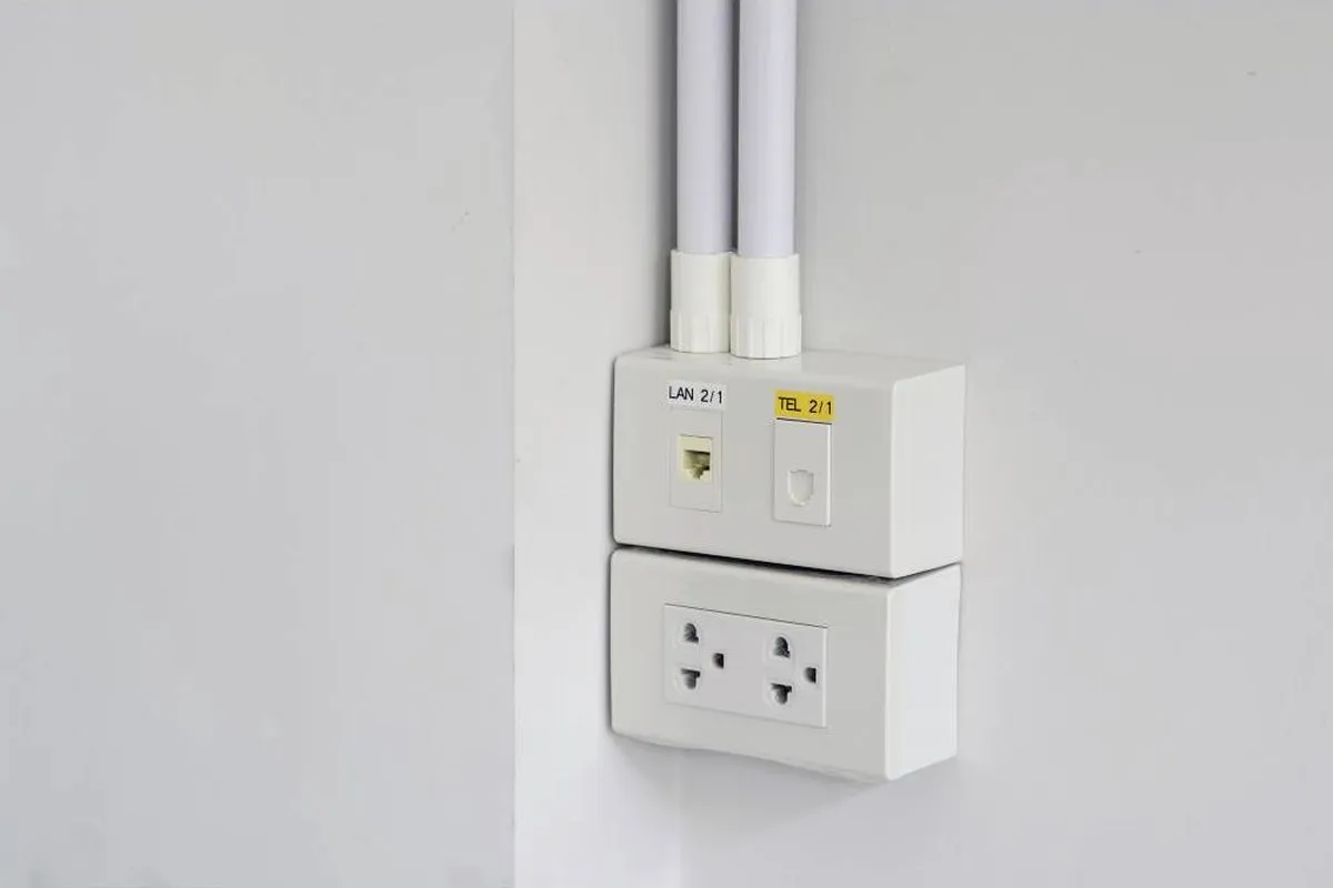 Brother TZ-S651 24mm Labelrol - 8ml - Zwart op geel