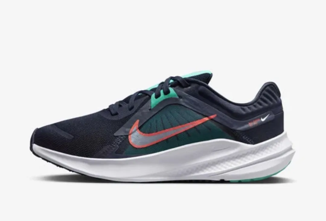 Nike Quest 5 Dames Road Running - Maat 39